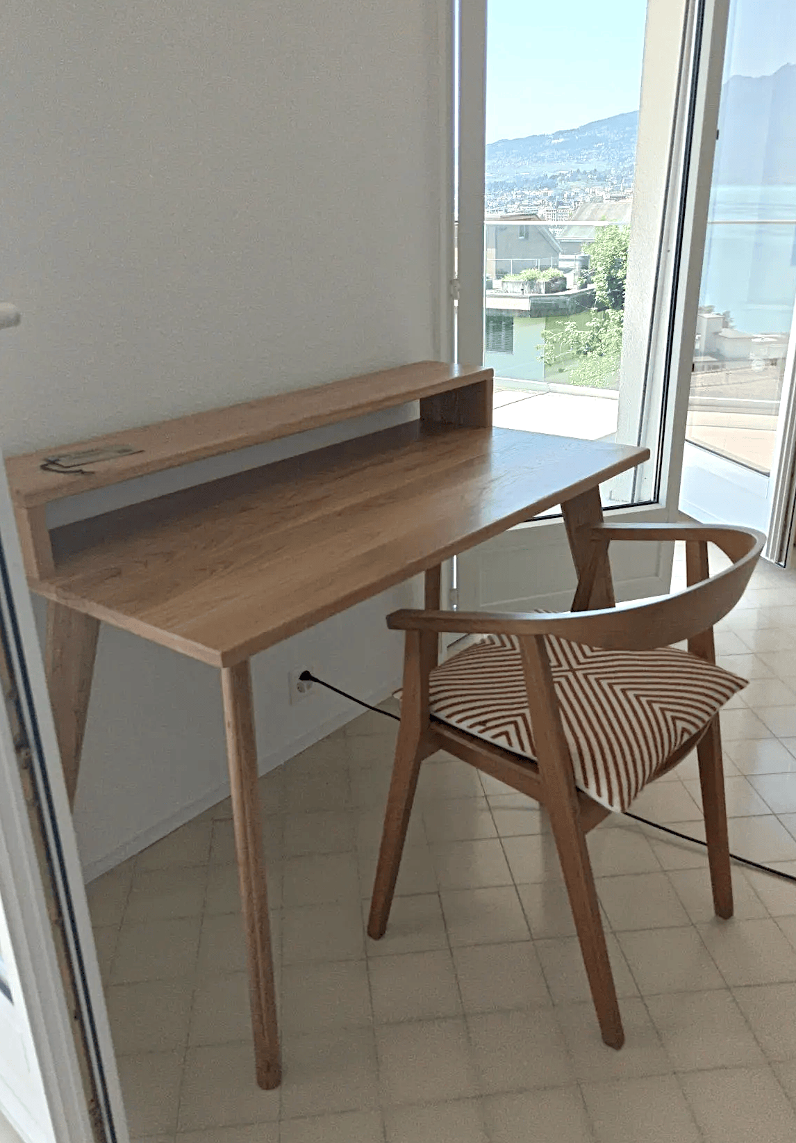 7MAGOKfurniture Desks Solid Oak Desk with Monitor Stand | Customisable | OAKWELL Collection