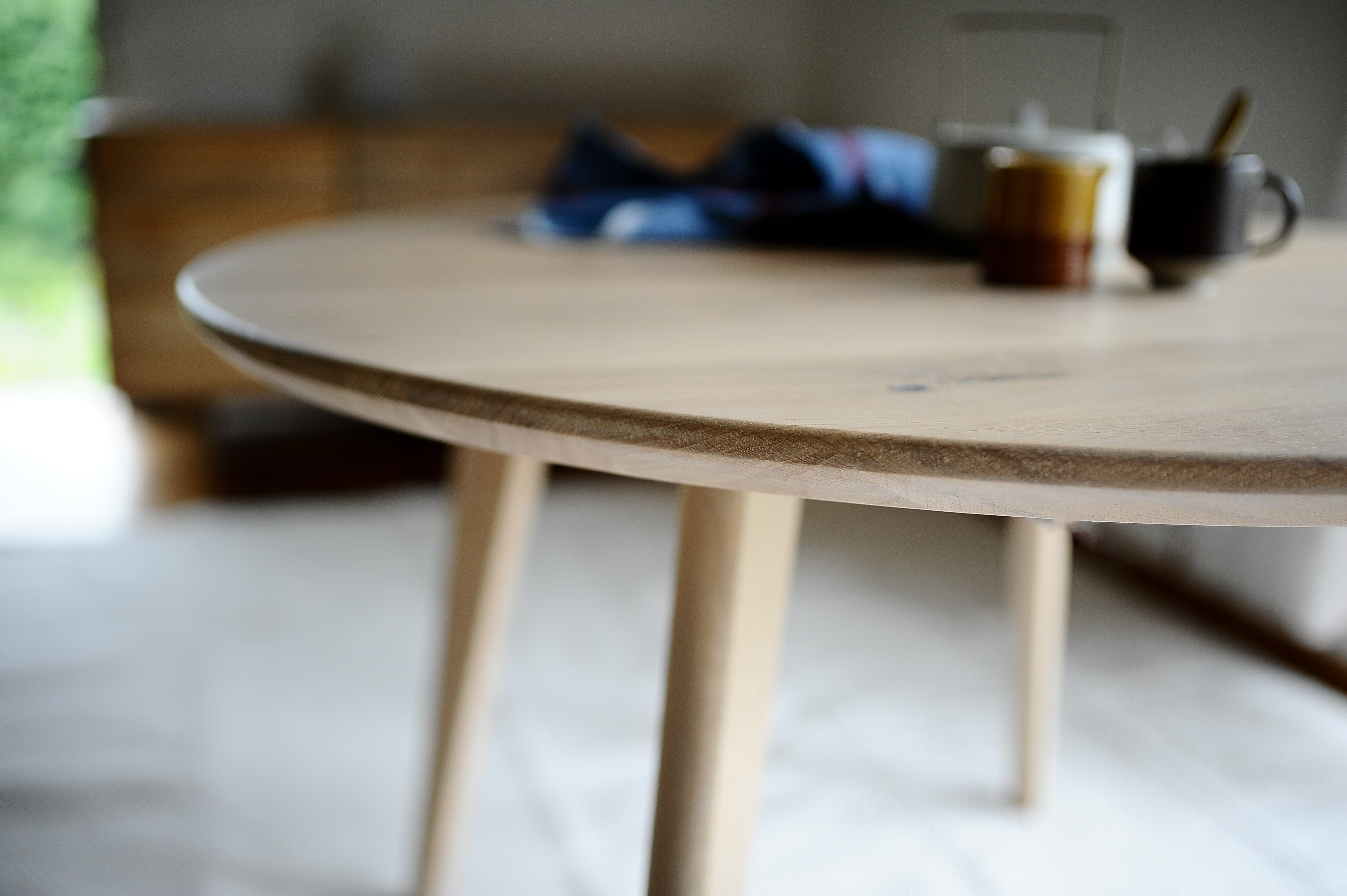 7MAGOKfurniture Kitchen & Dining Room Tables Black Oak Extendable Dining Table, Bevelled Edge | EARTH Collection