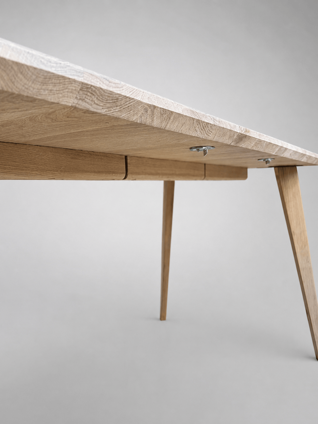 7MAGOKfurniture Kitchen & Dining Room Tables Extendable Narrow Oak Dining Table | Handmade in UK | KANTAR Collection