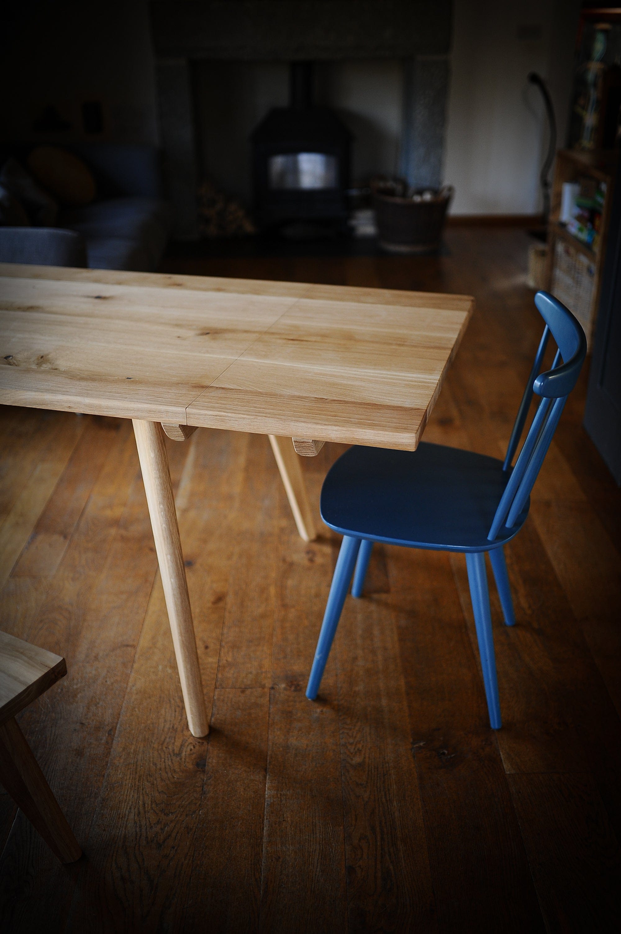 7MAGOKfurniture Kitchen & Dining Room Tables Extendable Solid Oak Dining Table, Handmade to Order | OAKWELL Collection