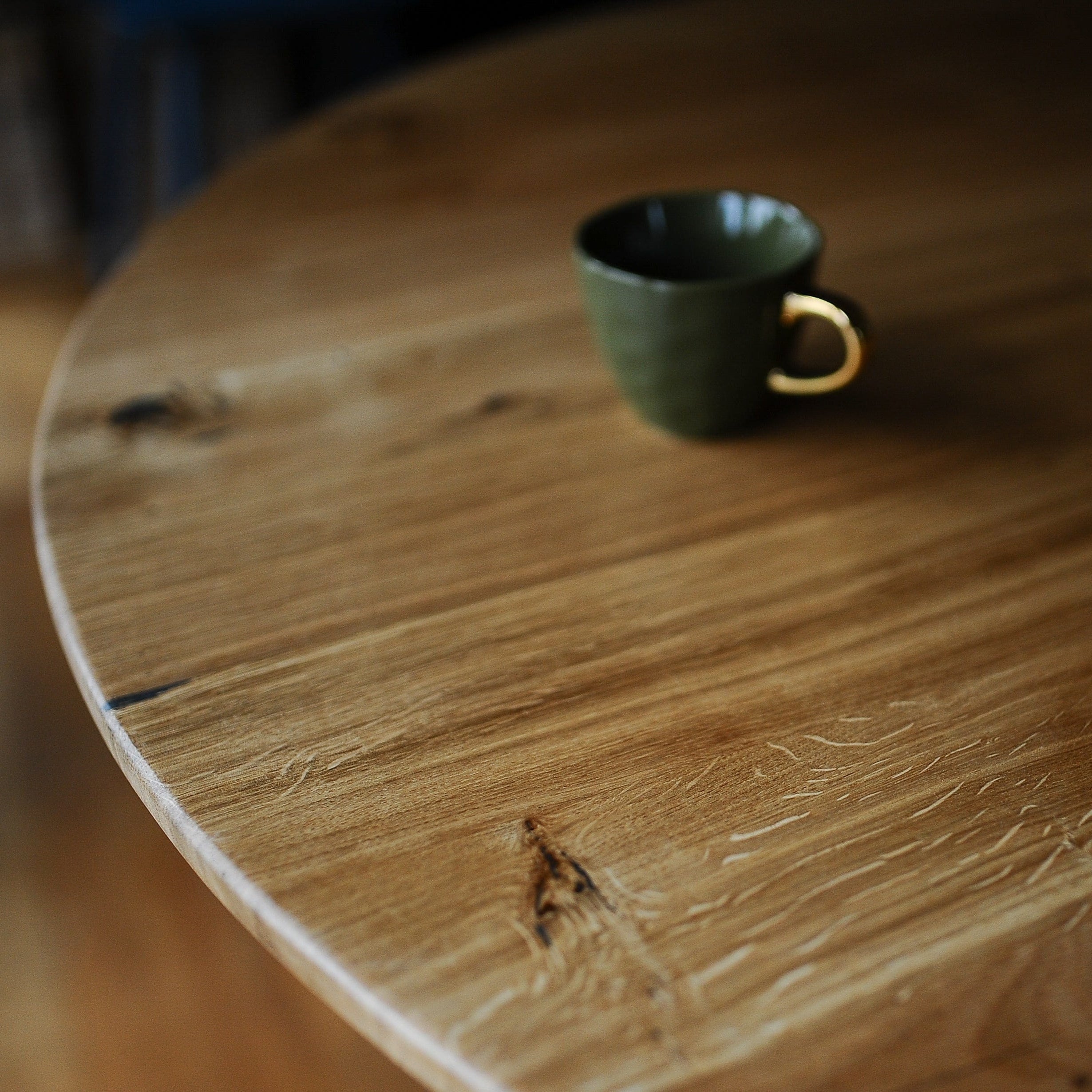 Round Oak Dining Table, 4 Seater & 6 seater options / OAKWELL Collection