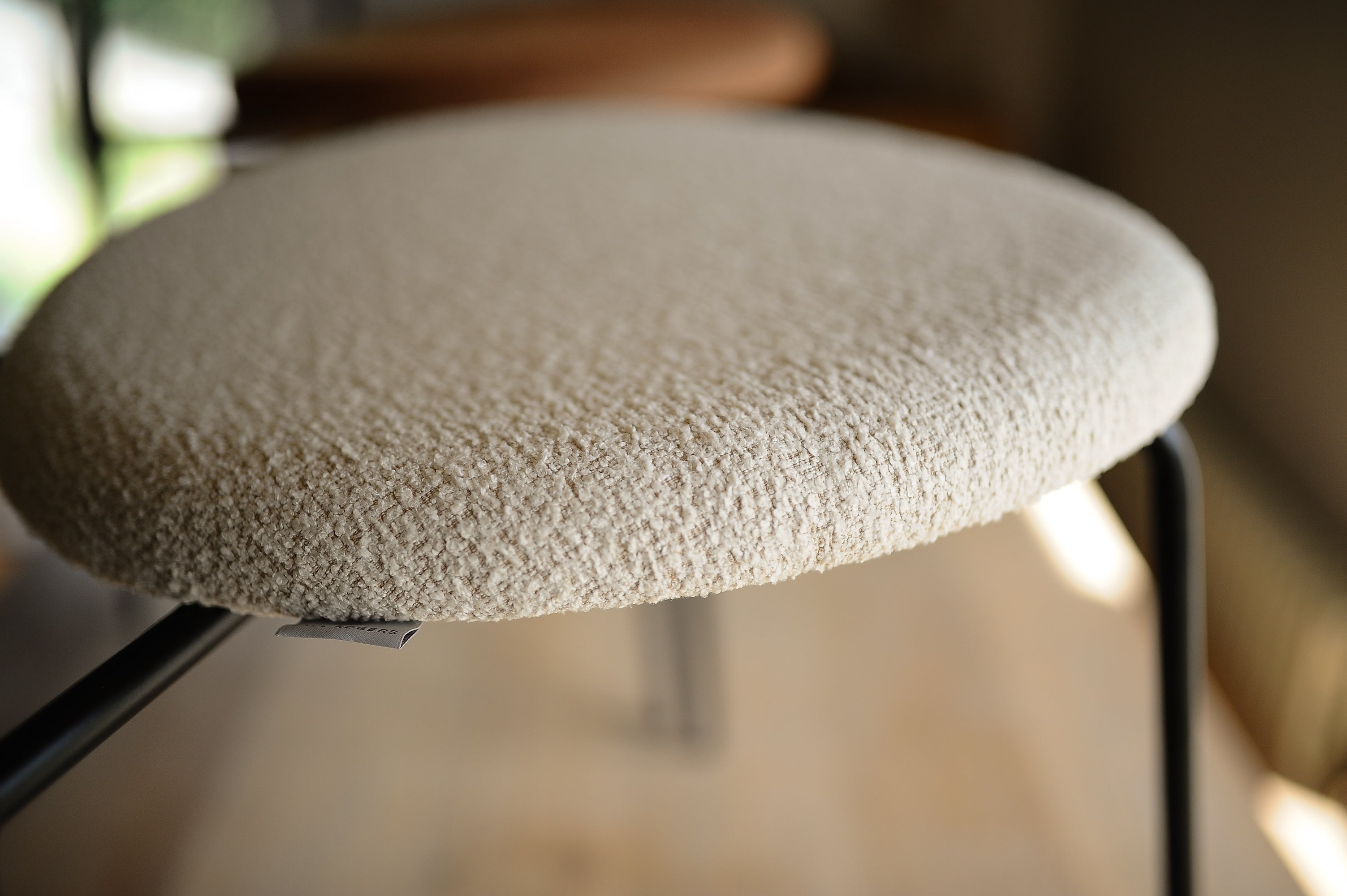 Banco de roble macizo, estilo escandinavo / Colección KANTAR