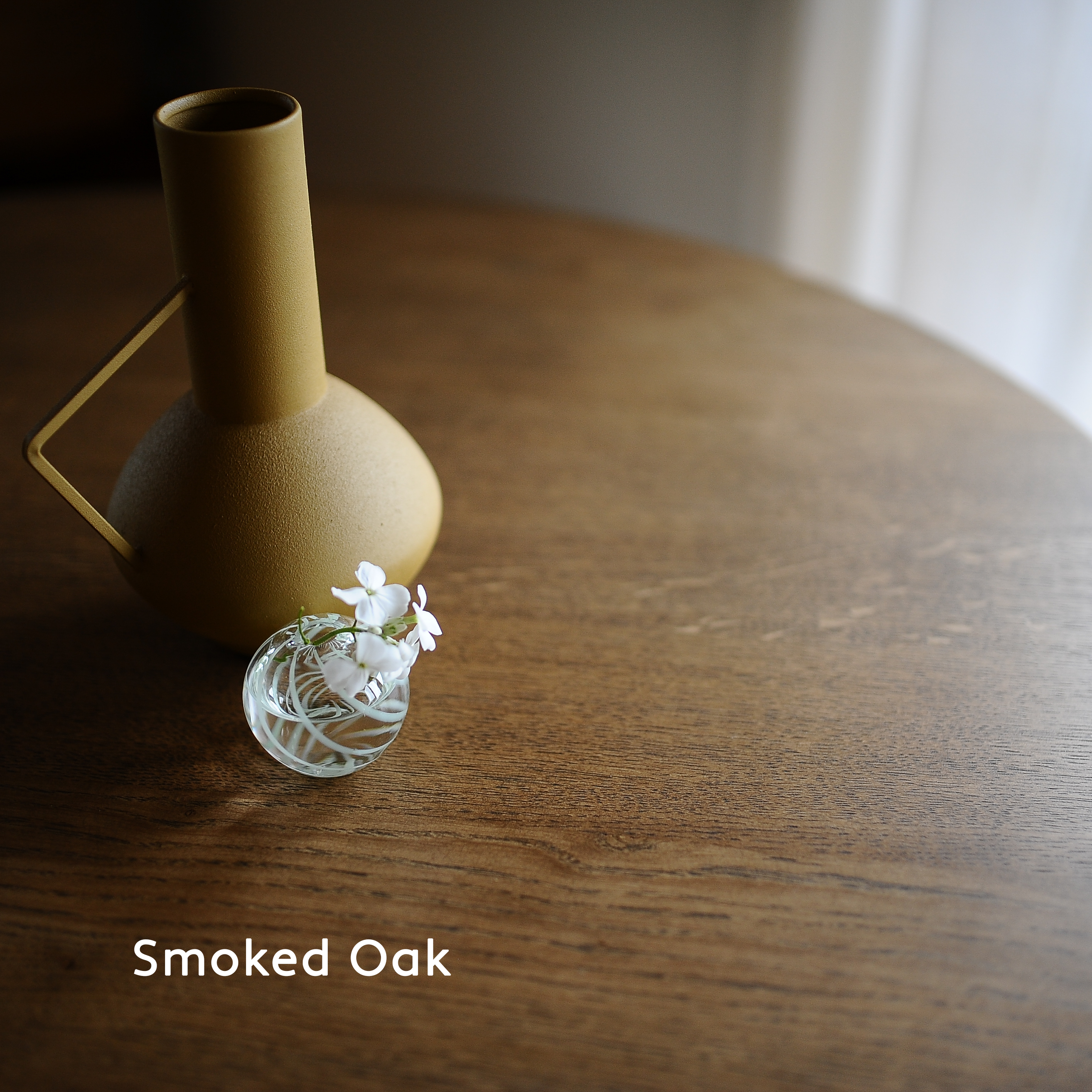 Banco de roble macizo, estilo escandinavo / Colección KANTAR