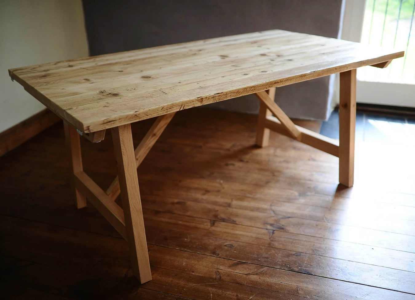 Farmhouse Tables UK