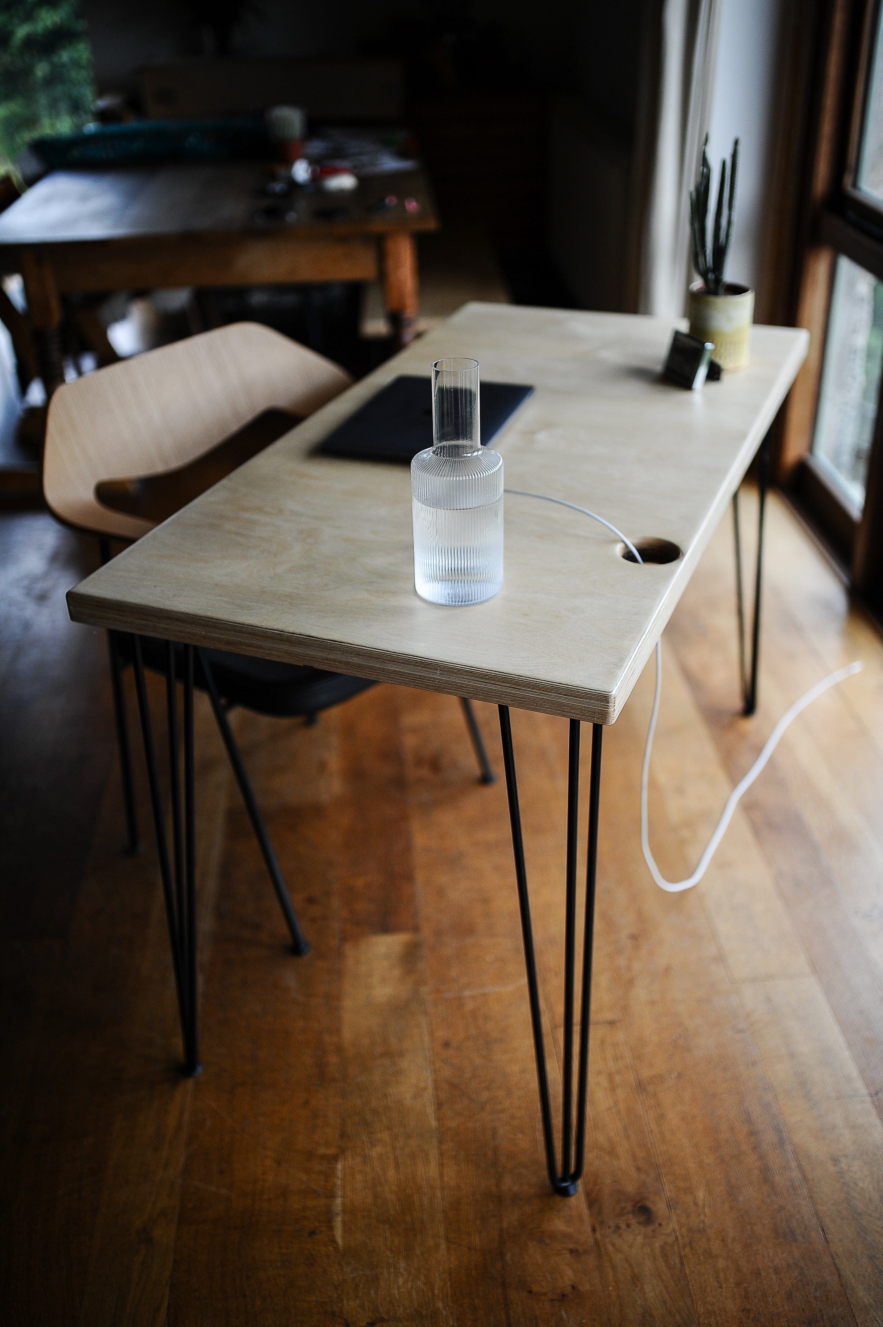7MAGOKfurniture Desks Office Desk, Birch Plywood Top, Hairpin Legs | BIRCH PLY Collection