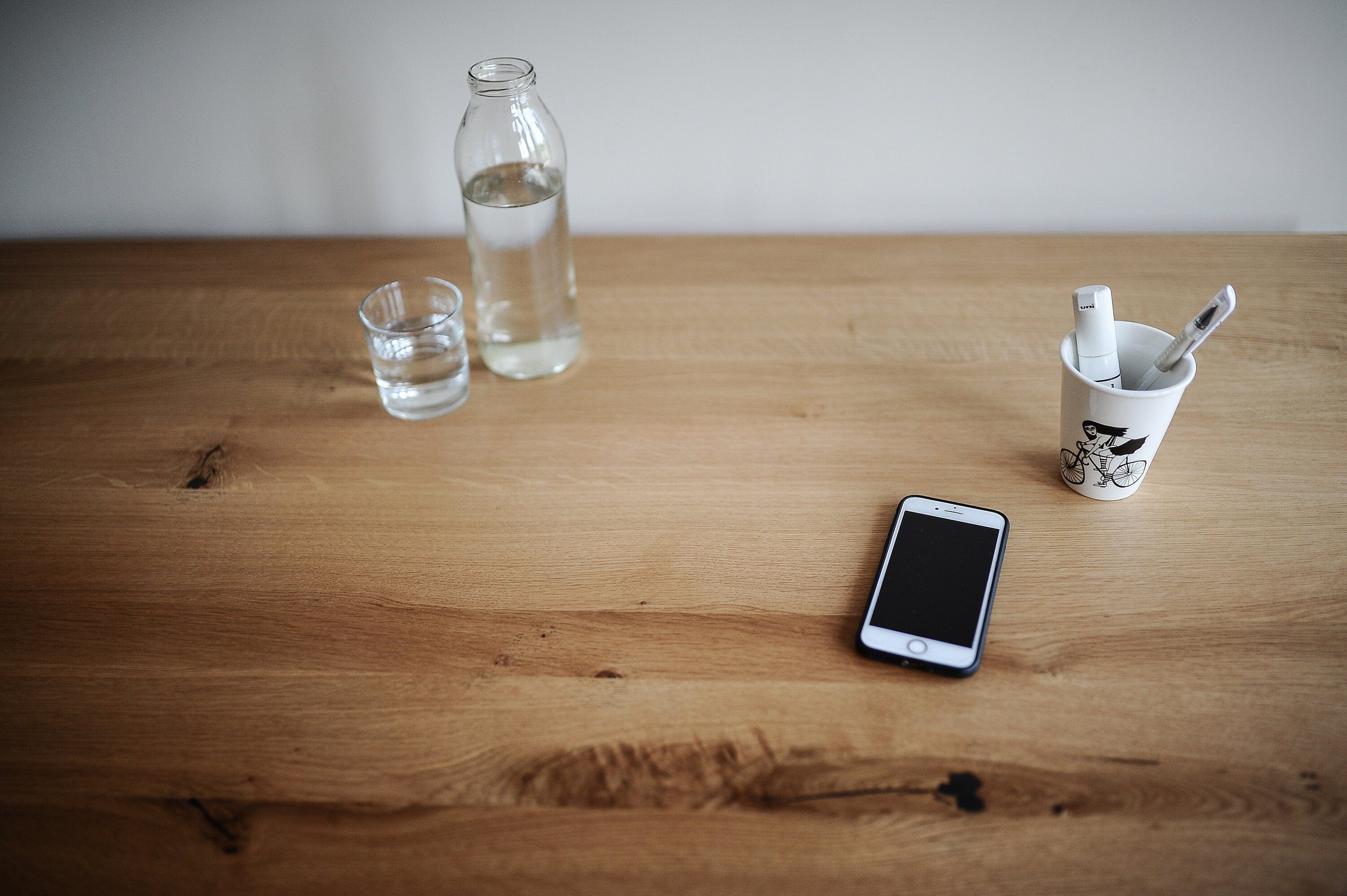 7MAGOKfurniture Desks Solid Oak Desk with Monitor Stand, Customisable Sizes & Finishes | OAKWELL Collection