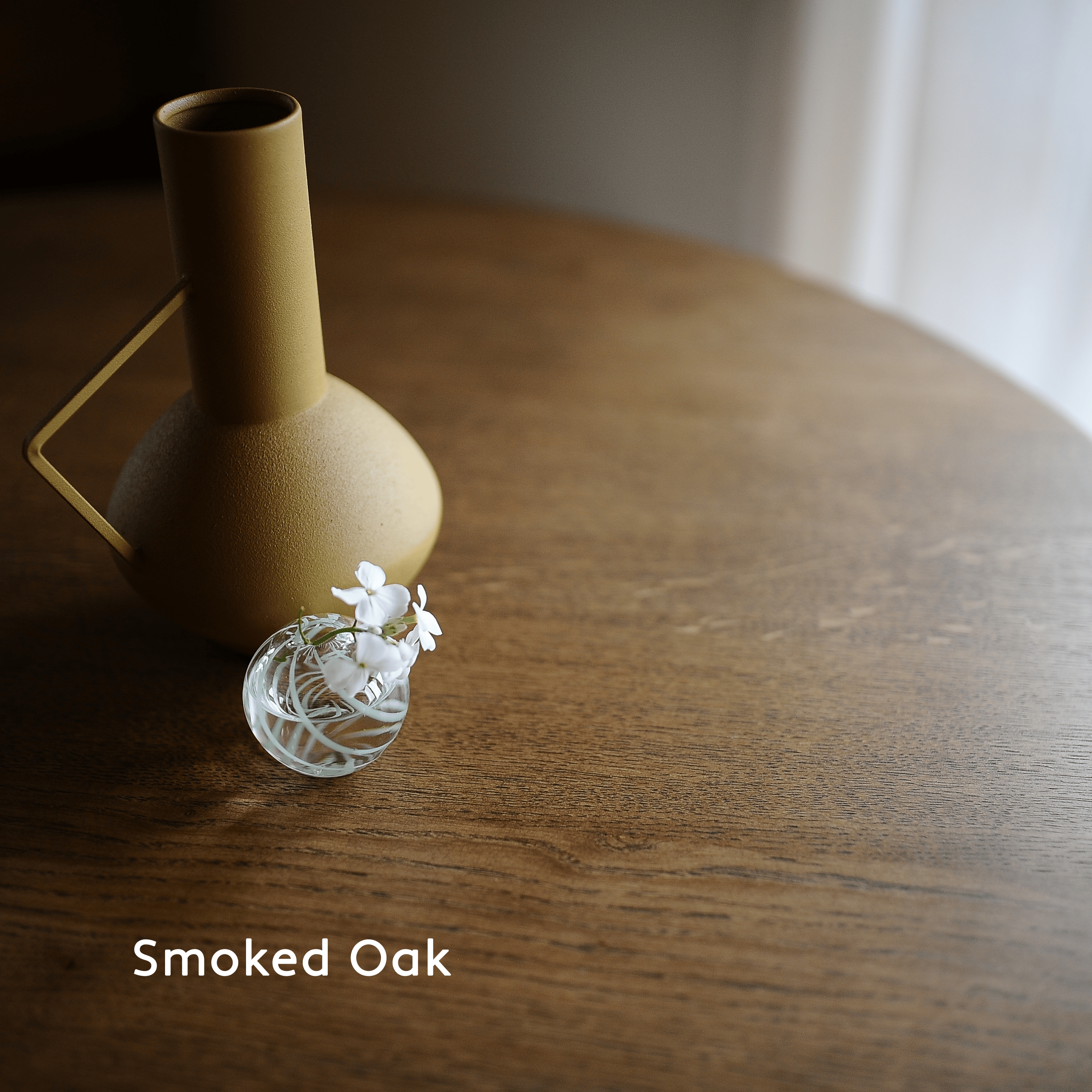 7MAGOKfurniture Kitchen & Dining Room Tables Round Dining Table, Central Pedestal Base, Solid Oak Top | KWIN Collection