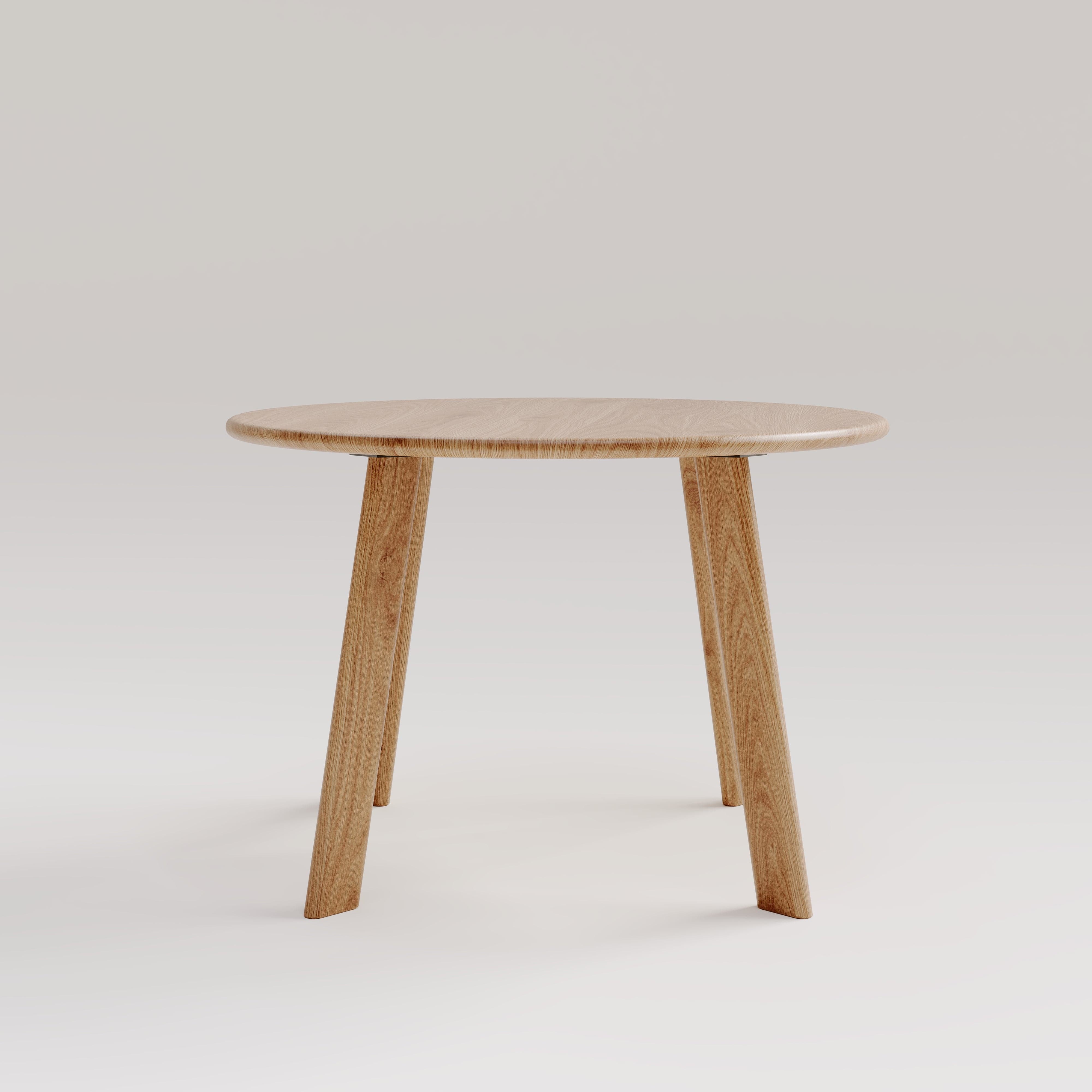 7MAGOKfurniture Kitchen & Dining Room Tables Solid Oak Round Dining Table, Seats 2–6, Custom Finish | MILAN Collection