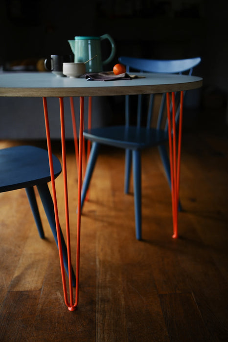 Round Formica Dining Table on Hairpin Legs, Retro, customisable / PLY & FORMICA Collection