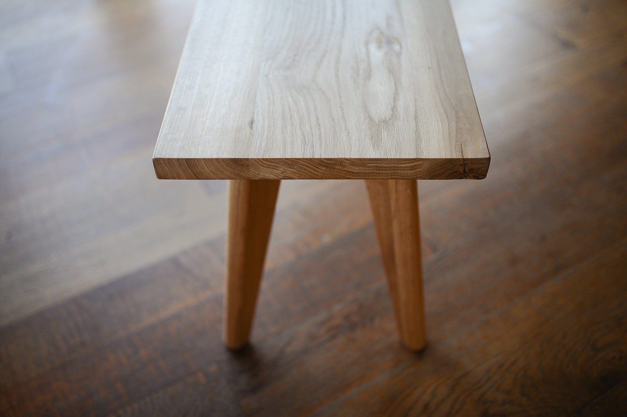 7MAGOKfurniture Kitchen & Dining Benches Bench, Solid Character Oak on Tapered Oak Legs | OAKWELL Collection