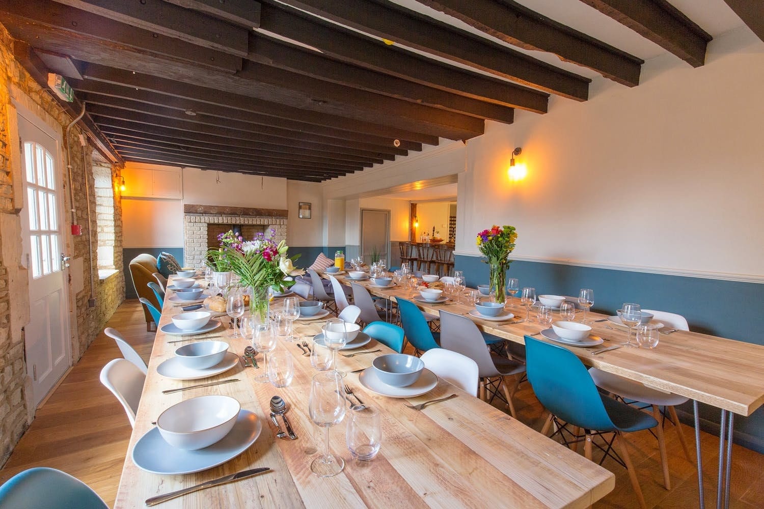 7MAGOKfurniture Kitchen & Dining Room Tables Dining Table on Hairpin Legs, Reclaimed Wood, Customisable | RECLAIMED Collection