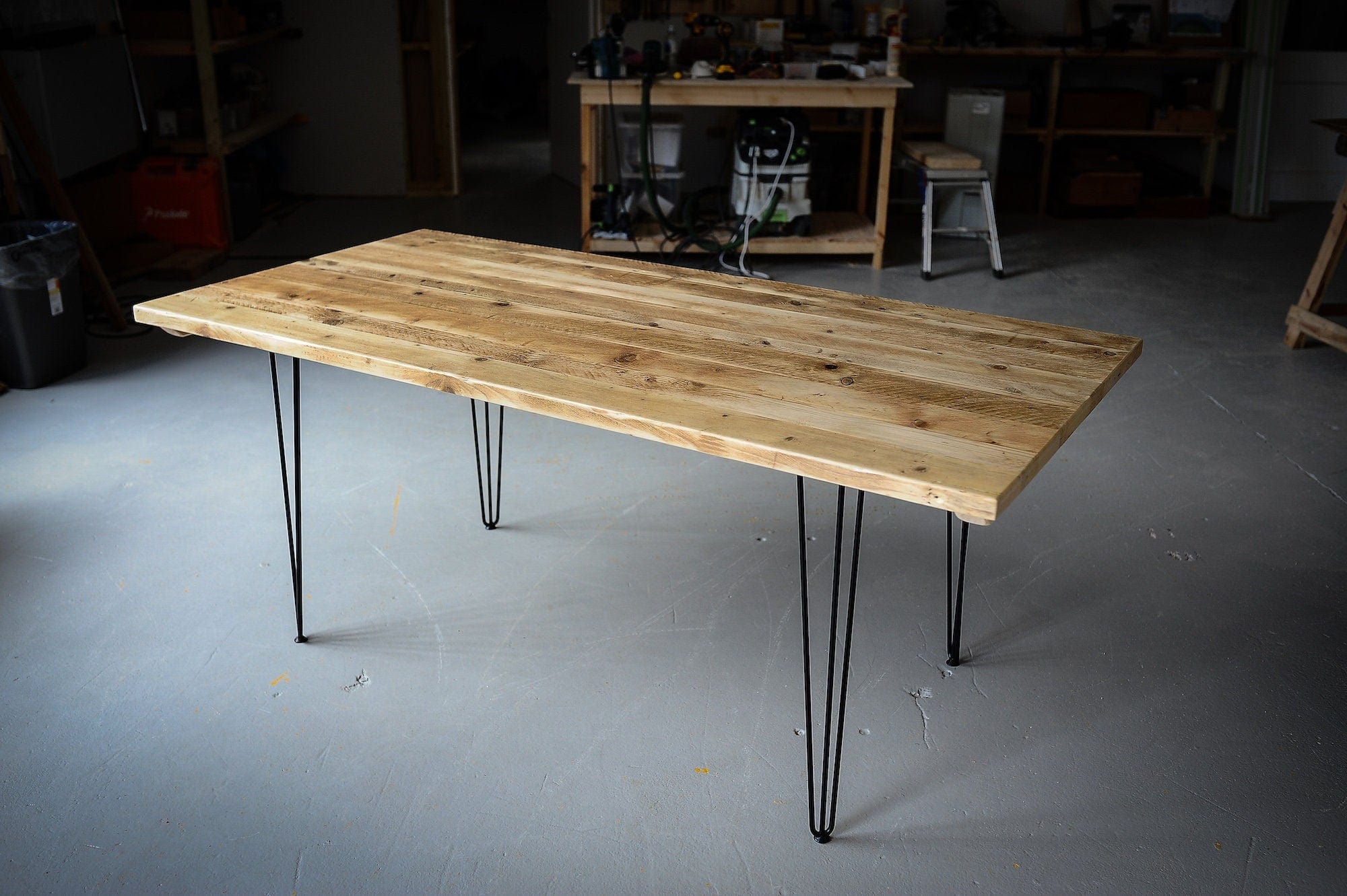 7MAGOKfurniture Kitchen & Dining Room Tables Extendable Scaffold Wood Dining Table with Hairpin Legs | RECLAIMED Collection